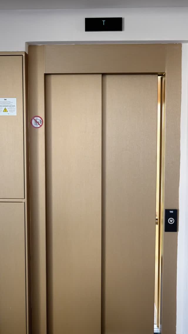 Instagram post from bheavengranada. This post is in position 1.